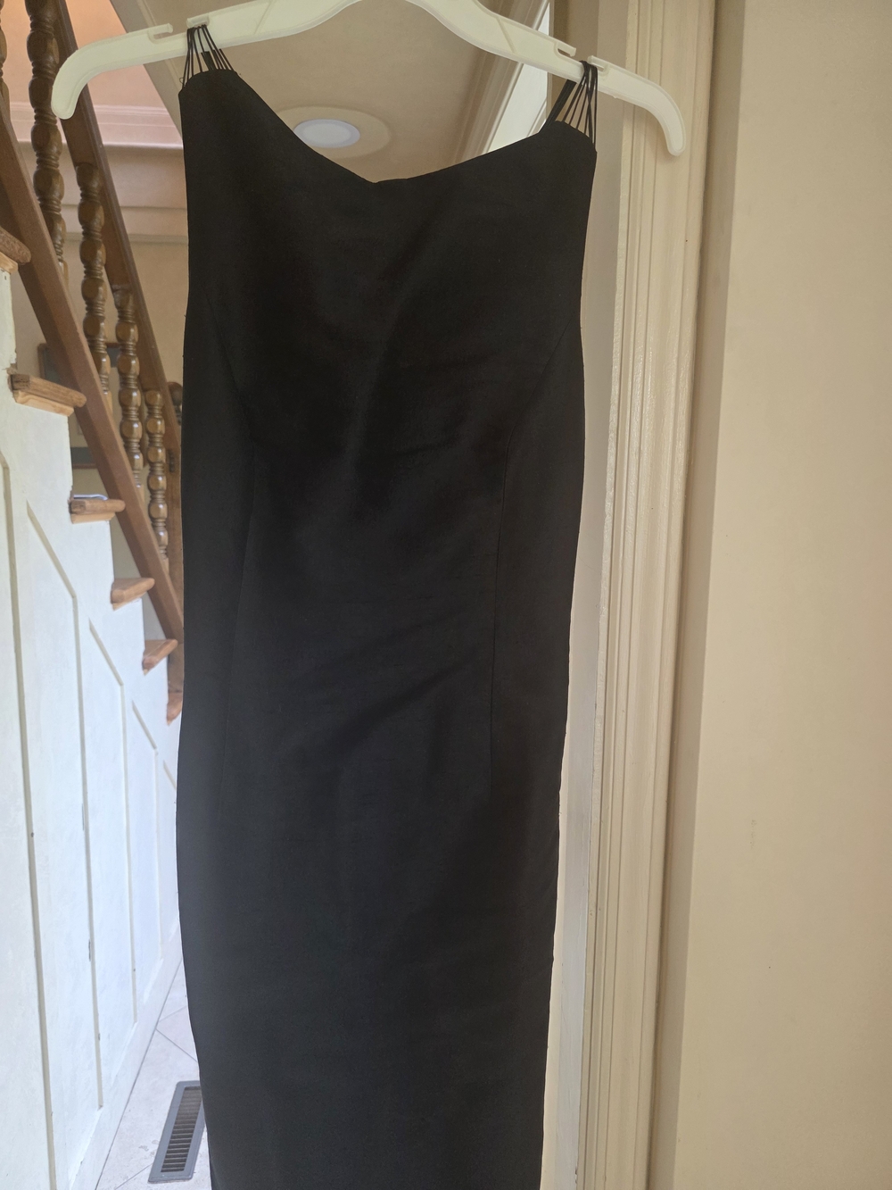 Elegant Black Midi Slip Dress with Multi-Strap Shoulders